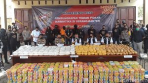 Polisi Berhasil Tangkap 821 Kg Sabu Jaringan Iran