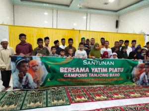 Sambut Idul Fitri Pemerintahan Gampong Tanjong Baro Santuni Anak Yatim