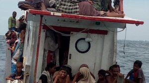 Puluhan Warga Rohingya Kembali Terdampar di Perairan Aceh Utara