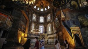 Meskipun Jadi Mesjid, Erdogan Pastikan Ikon Kristen Tetap Ada di Hagia Sophia