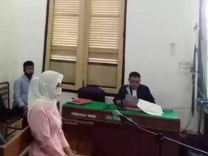 Tagih Hutang Via Medsos, Perempuan Ini Dituntut Dua Tahun Penjara