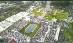 Corona Meningkat, Jemaah Salat Idul Adha di Aceh Membludak