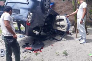Mobil BNN Dihancurkan Warga, Buronan Narkoba Berhasil Kabur