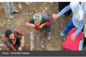 Kakek di Garut Ini Minum Darah Hewan Qurban yang Disembelih