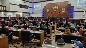 DPRA Ancam Gunakan Hak Interpelasi dan Pemakzulan Terhadap Nova Iriansyah