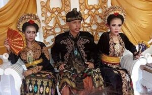Dalam 1 Bulan Siswa SMK di Lombok Nikahi 2 Kekasihnya