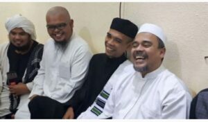 UAS Menangis Habib Rizieq Difitnah: Dia Cucu Nabi