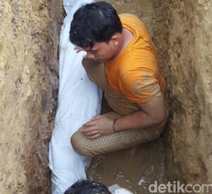 Jasad Kiai di Sampang yang 3 Tahun Terkubur Masih Utuh Wangi