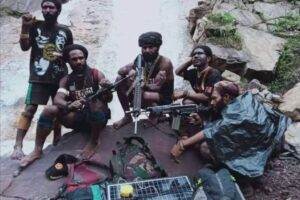 Dana Desa di Papua Dipakai Untuk Beli Senjata Api dan Amunisi