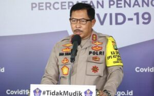 Kapolda Metro Jaya dan Kapolda Jabar Dicopot Akibat Dampak Kerumunan Habib Rizieq