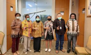 Dari Aceh Peduli Papua, Pengagas Indonesia Terang Bangun 1000 Unit PJU TS di ‘Tanah Mutiara Hitam’