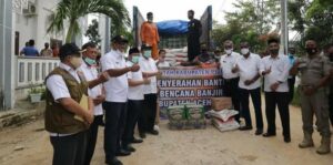 Pemkab Bireuen dan Pijay Salurkan Bantuan Banjir untuk Aceh Timur