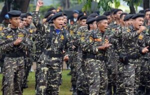 Setelah Dikepung Massa, Rumah Orang Tua Mahfud MD Dijaga Banser