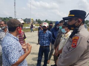 Tolak Pemotongan Jerih, Perangkat Desa di Aceh Utara Geruduk Kantor Bupati