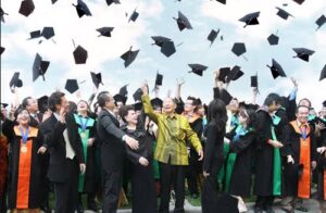 Kemendes Buka Peluang Bagi Kepala Desa Agar Lebih Mudah Jadi Sarjana