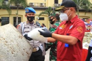 Polda Aceh Musnahkan 404 Kg Sabu, Diaduk dengan Semen dan Pembersih WC