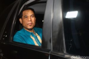 Eks Sekretaris FPI Munarman Ditangkap Polisi