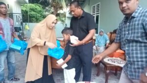 Hj Rizayati dan Direktur Eddie Foundation Santuni Anak Yatim dan Buka Puasa Bersama