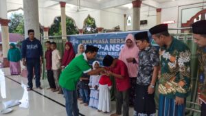 GP Ansor Bireuen Buka Puasa Bersama dan Santuni Anak Yatim di LPI Darul Istiqamah
