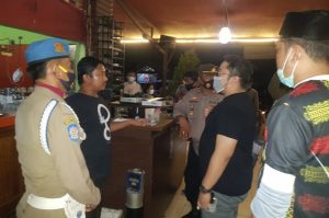 Tak Patuhi Himbauan, Warkop Bireuen Partee Disegel Satgas Covid19