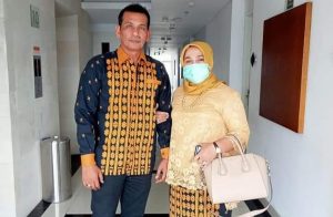 Hj. Rizayati Siap Jadi Ibu Angkat Tim PON Aceh di Papua