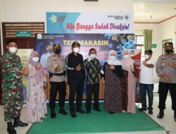 Hari Libur, Bupati Aceh Timur Tetap Tinjau Vaksinasi di Sejumlah Puskesmas