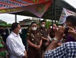 Kejari Bireuen Gelar Pasar Murah