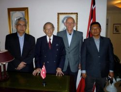 Full Kasih Sayang atau Mereka Menjadi Sampah?