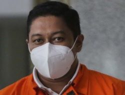 Mantan Penyidik KPK Robin Didakwa Terima Suap Rp11,5 Miliar