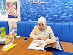 Simak Perjuangan, Air Mata dan Doa Hj. Rizayati dalam Buku “Profil 50 Perempuan Inspirasi”