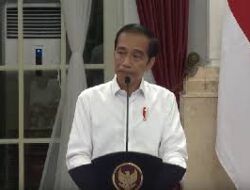 Jokowi Ingatkan Istri TNI/Polri Tak Undang Penceramah Sembarangan