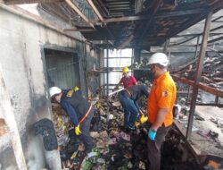 Tim Labfor Mulai Olah TKP Kebakaran Suzuya Banda Aceh