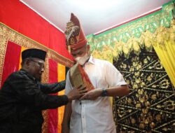 Ganjar Pranowo Dianugerahi Gelar Kehormatan oleh Masyarakat Aceh