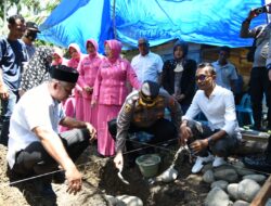 Kapolres Bireuen Bangun Dua Unit Rumah Warga Miskin