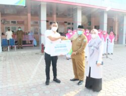 Sopir Ambulance Meninggal, Dirut RSUD dr. Fauziah Bireuen Serahkan Santunan