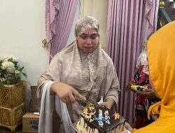 Ulang Tahun ke 38, Hj. Rizayati Banjir Ucapan Selamat dan Doa