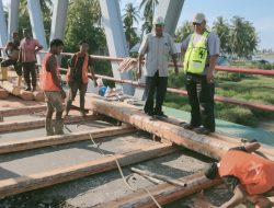 Diduga Asal Jadi, Proyek Jembatan Peudada 24 Miliar APBN 2021 Kembali Rusak