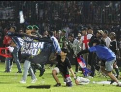 Kapolri Tetapkan 6 Tersangka Tragedi Kanjuruhan