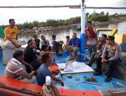 Demi Keselamatan, Kapolsek Samalanga Ingatkan Nelayan Waspadai Cuaca Ekstrem