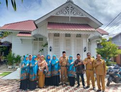 Pj. Bupati Bireuen bersama Kadisdikbud Kunjungi Museum Kota Juang