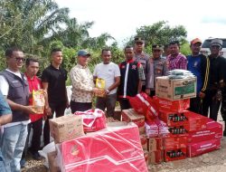 Ayah Wa Bersama Dinsos Salurkan Bantuan Masa Panik untuk Korban Banjir Aceh Utara