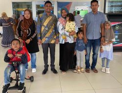 Teuku Riefky Berangkatkan Dua Bocah Bocor Jantung asal Aceh ke Jakarta