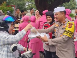 Jumat Berkah, Polres Bireuen Kembali Bagikan Ratusan Takjil untuk Masyarakat