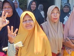 Ini alasan Emak-Emak di Pandrah Dukung Pasangan H. Mukhlis-Razuardi
