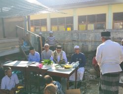 Waled Nu Letakkan Batu Pertama Pembangunan Mushalla Balee Inti