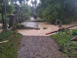 Butuh Penanganan Segera, Jembatan di Juli Tambo Tanjong Roboh Dihantam Banjir
