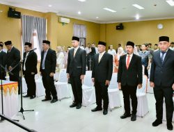 Bupati Bireuen Lantik Pejabat Eselon II, Doli Mardian Jabat Kadis DPMG, Ir Marwan Kalak BPBD