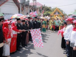 Saksikan Pawai Budaya HUT Ke- 81 RI, Ribuan Warga Padati Kota Bireuen