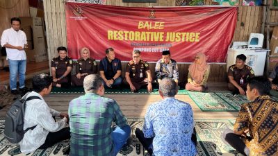 Melalui Mediasi Kejari Bireuen, Kasus Guru Muhardi dan Siswi MIN 53 Berakhir Damai